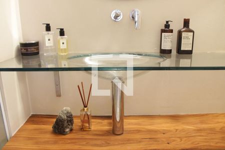 Apartamento para alugar com 76m², 1 quarto e sem vaga Apartamento para alugar com 76m², 1 quarto e sem vagaBanheiro detalhe