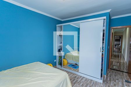 Casa à venda com 350m², 3 quartos e 6 vagas Casa à venda com 350m², 3 quartos e 6 vagasQuarto 2