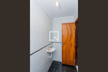 Casa à venda com 350m², 3 quartos e 6 vagas Casa à venda com 350m², 3 quartos e 6 vagasBanheiro de serviço