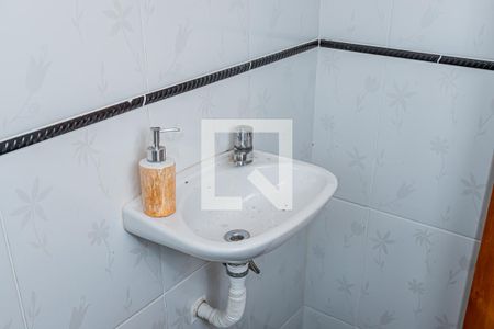 Casa à venda com 350m², 3 quartos e 6 vagas Casa à venda com 350m², 3 quartos e 6 vagasBanheiro de serviço