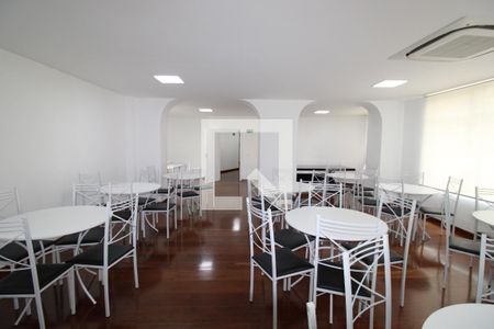 Apartamento à venda com 120m², 3 quartos e 2 vagasÁrea comum - Salão de festas