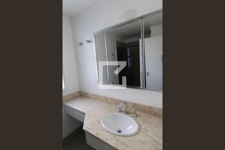 Apartamento à venda com 120m², 3 quartos e 2 vagasBanheiro