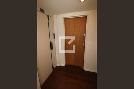 Apartamento à venda com 120m², 3 quartos e 2 vagasHall de entrada