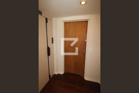 Apartamento à venda com 120m², 3 quartos e 2 vagasHall de entrada