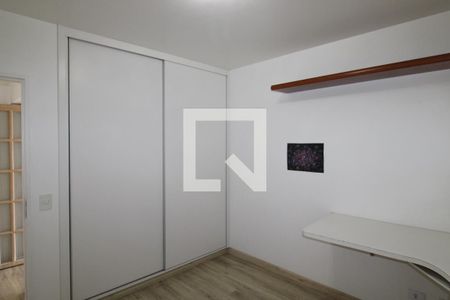 Apartamento à venda com 120m², 3 quartos e 2 vagasQuarto 2