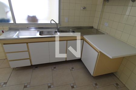 Apartamento à venda com 120m², 3 quartos e 2 vagasCozinha