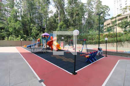 Apartamento à venda com 120m², 3 quartos e 2 vagasÁrea comum - Playground