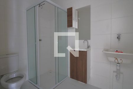 Banheiro de apartamento à venda com 1 quarto, 24m² em Vila São Pedro, São Paulo
