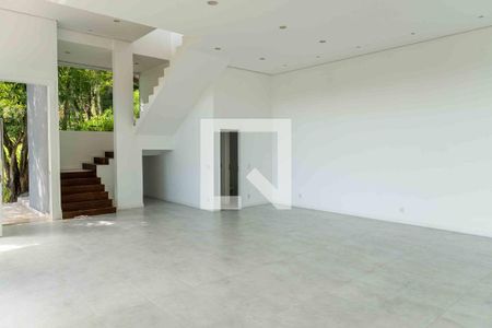 Sala de casa de condomínio à venda com 5 quartos, 436m² em Vila Progresso, Niterói
