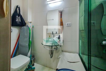 Casa de condomínio à venda com 120m², 3 quartos e 1 vaga Casa de condomínio à venda com 120m², 3 quartos e 1 vagaBanheiro de serviço