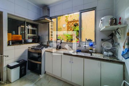 Casa de condomínio à venda com 120m², 3 quartos e 1 vaga Casa de condomínio à venda com 120m², 3 quartos e 1 vagaCozinha