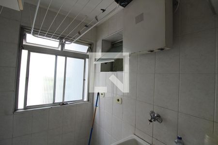 Apartamento à venda com 64m², 3 quartos e 1 vagaÁrea de Serviço