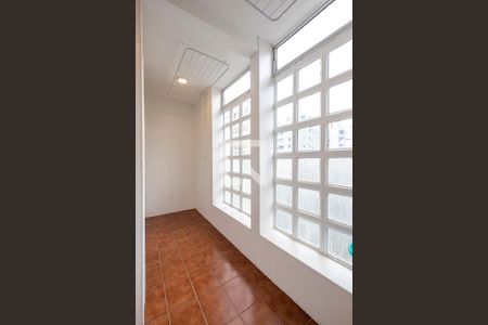 Apartamento à venda com 160m², 3 quartos e 1 vagaÁrea de Serviço