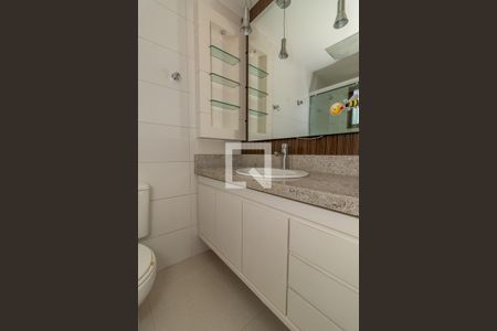 Apartamento à venda com 95m², 3 quartos e 3 vagasBanheiro da Suíte