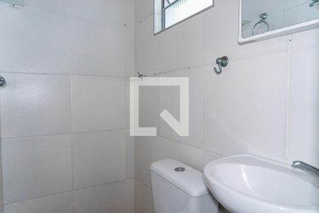 Banheiro de kitnet/studio para alugar com 1 quarto, 35m² em Vila Guarani, São Paulo
