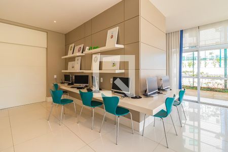 Apartamento à venda com 255m², 4 quartos e 3 vagas Apartamento à venda com 255m², 4 quartos e 3 vagasÁrea Comum