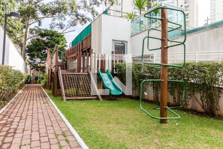Apartamento à venda com 255m², 4 quartos e 3 vagas Apartamento à venda com 255m², 4 quartos e 3 vagasÁrea Comum