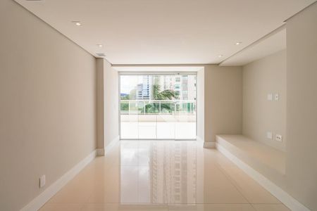 Sala de apartamento para alugar com 4 quartos, 255m² em Alphaville Empresarial, Barueri