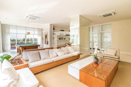 Apartamento à venda com 255m², 4 quartos e 3 vagas Apartamento à venda com 255m², 4 quartos e 3 vagasÁrea Comum