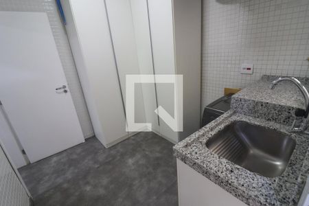 Casa à venda com 220m², 3 quartos e 3 vagasÁrea de Serviço