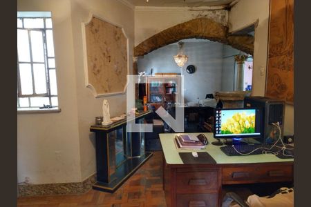 Casa à venda com 170m², 3 quartos e 2 vagas