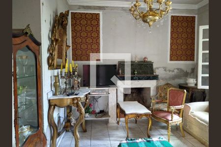 Casa à venda com 170m², 3 quartos e 2 vagas