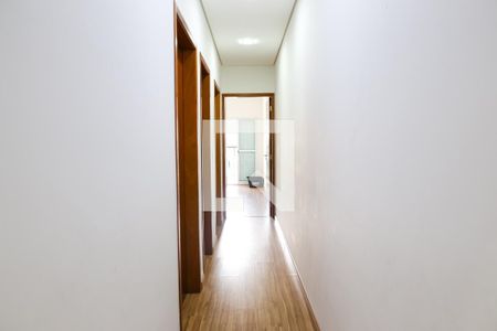 Corredor de apartamento à venda com 3 quartos, 95m² em Jardim Santo Antônio, Santo André