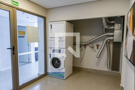 Studio para alugar com 28m², 1 quarto e sem vaga Studio para alugar com 28m², 1 quarto e sem vagaLavanderia