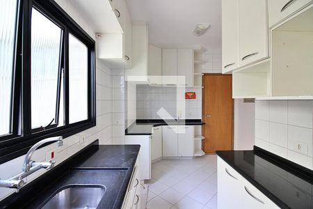 Apartamento à venda com 82m², 2 quartos e 1 vagaCozinha