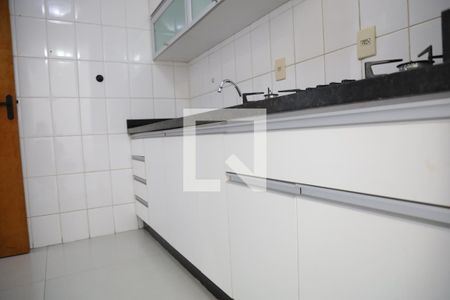 Apartamento para alugar com 60m², 2 quartos e 1 vagaCozinha 