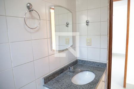 Apartamento para alugar com 60m², 2 quartos e 1 vagaBanheiro Social