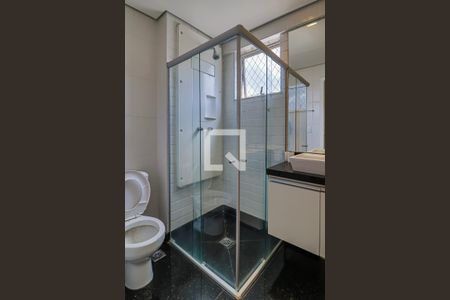 Apartamento à venda com 85m², 3 quartos e 2 vagasBanheiro do Corredor