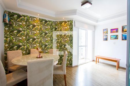 Sala de casa à venda com 3 quartos, 139m² em Condomínio Maracanã, Santo André