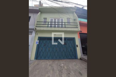 Casa para alugar com 48m², 1 quarto e sem vaga Casa para alugar com 48m², 1 quarto e sem vagaFachada