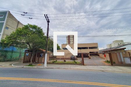 Apartamento à venda com 55m², 2 quartos e 1 vaga Apartamento à venda com 55m², 2 quartos e 1 vagaFachada