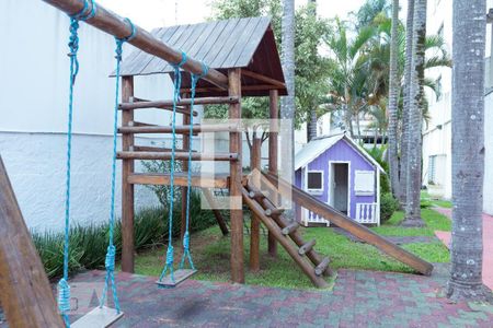 Apartamento para alugar com 49m², 2 quartos e 1 vaga Apartamento para alugar com 49m², 2 quartos e 1 vagaÁrea comum - Playground