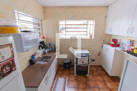 Casa à venda com 266m², 3 quartos e 3 vagascozinha