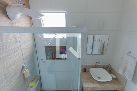 Casa à venda com 266m², 3 quartos e 3 vagasbanheiro 1