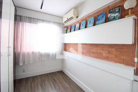 Quarto 01 de apartamento à venda com 2 quartos, 46m² em Anil, Rio de Janeiro