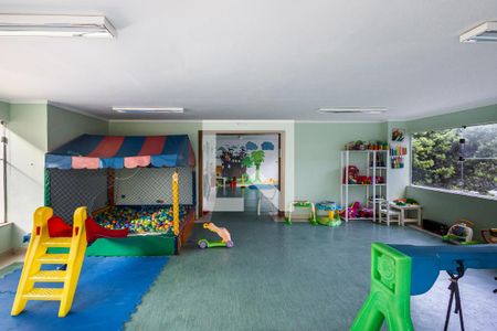 Apartamento para alugar com 120m², 4 quartos e 2 vagasBrinquedoteca