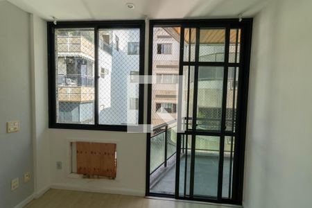 Suíte de apartamento para alugar com 2 quartos, 90m² em Recreio dos Bandeirantes, Rio de Janeiro