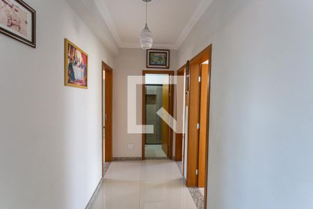 Corredor de apartamento para alugar com 3 quartos, 125m² em Renascença, Belo Horizonte