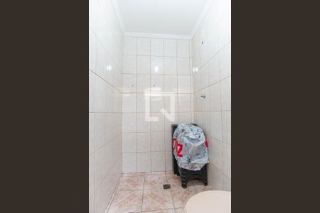 Casa à venda com 160m², 2 quartos e 2 vagasBanheiro 4