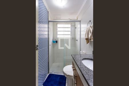 Banheiro de apartamento à venda com 1 quarto, 37m² em Parque São Vicente, Santo André