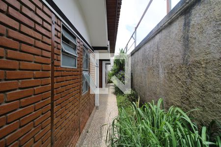 Casa à venda com 750m², 4 quartos e 3 vagasQuintal lateral