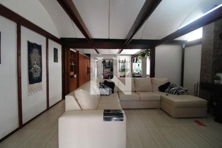 Sala de casa à venda com 4 quartos, 750m² em Jardim Ipanema (zona Sul), São Paulo