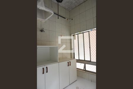 Apartamento para alugar com 65m², 3 quartos e 1 vagaÁrea de Serviço