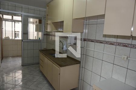 Cozinha de apartamento para alugar com 3 quartos, 65m² em Vila Constança, São Paulo