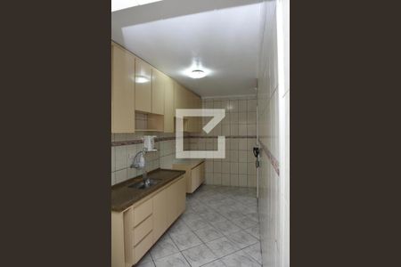 Cozinha de apartamento para alugar com 3 quartos, 65m² em Vila Constança, São Paulo