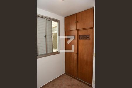 Quarto 2 de apartamento para alugar com 3 quartos, 65m² em Vila Constança, São Paulo